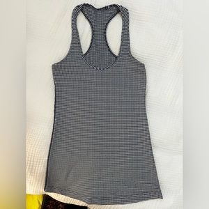 Lululemon Cool Racerback *Gingham Inkwell Size 4